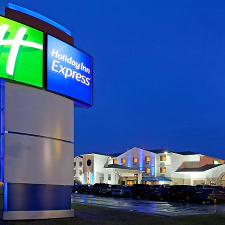Holiday Inn Express Hotel Pittsburgh-North/Harmarville By Ihg Kültér fotó