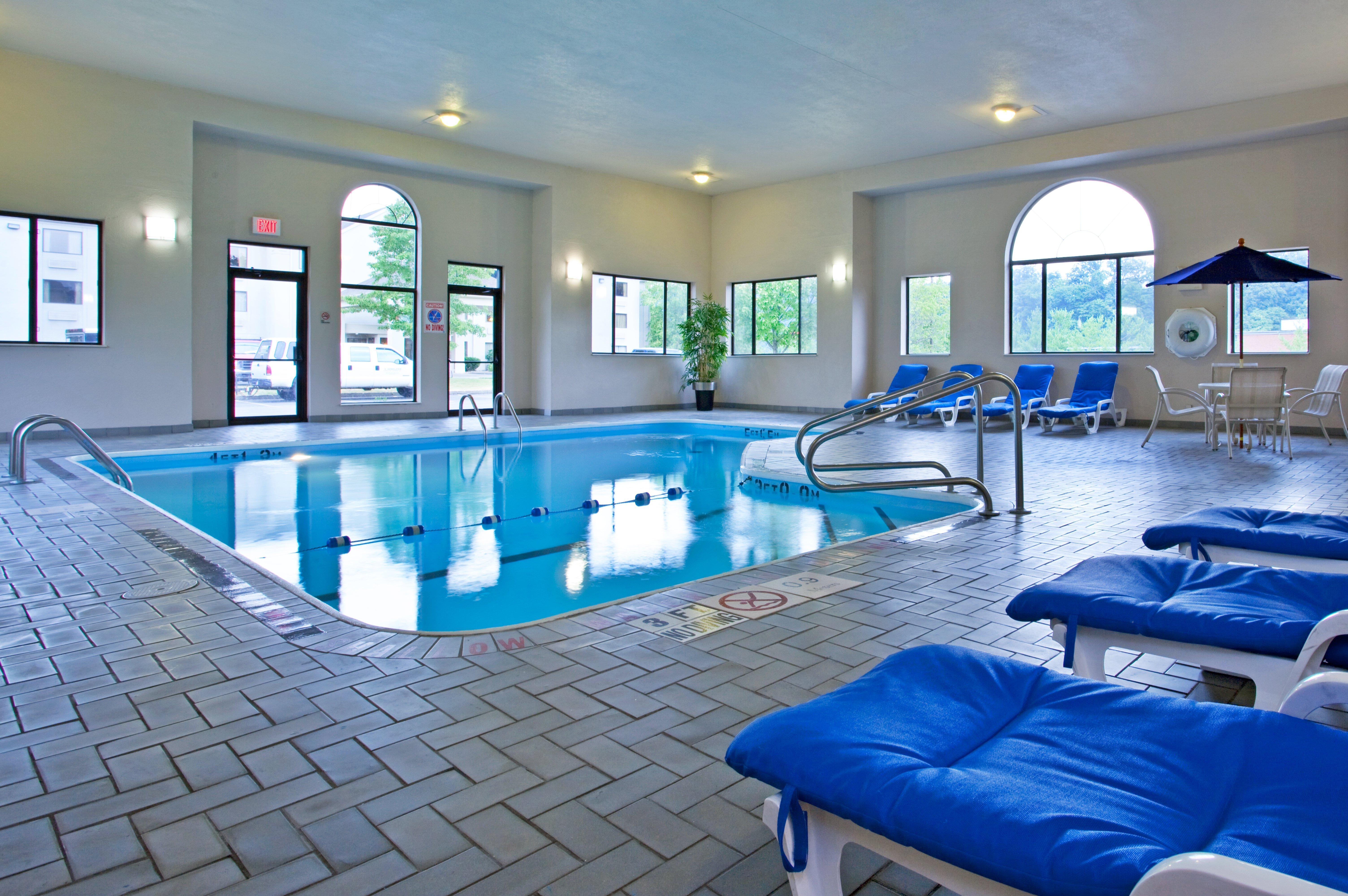 Holiday Inn Express Hotel Pittsburgh-North/Harmarville By Ihg Kültér fotó