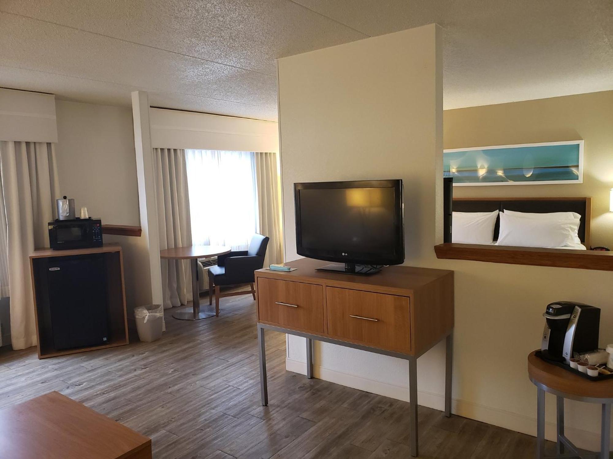 Holiday Inn Express Hotel Pittsburgh-North/Harmarville By Ihg Kültér fotó
